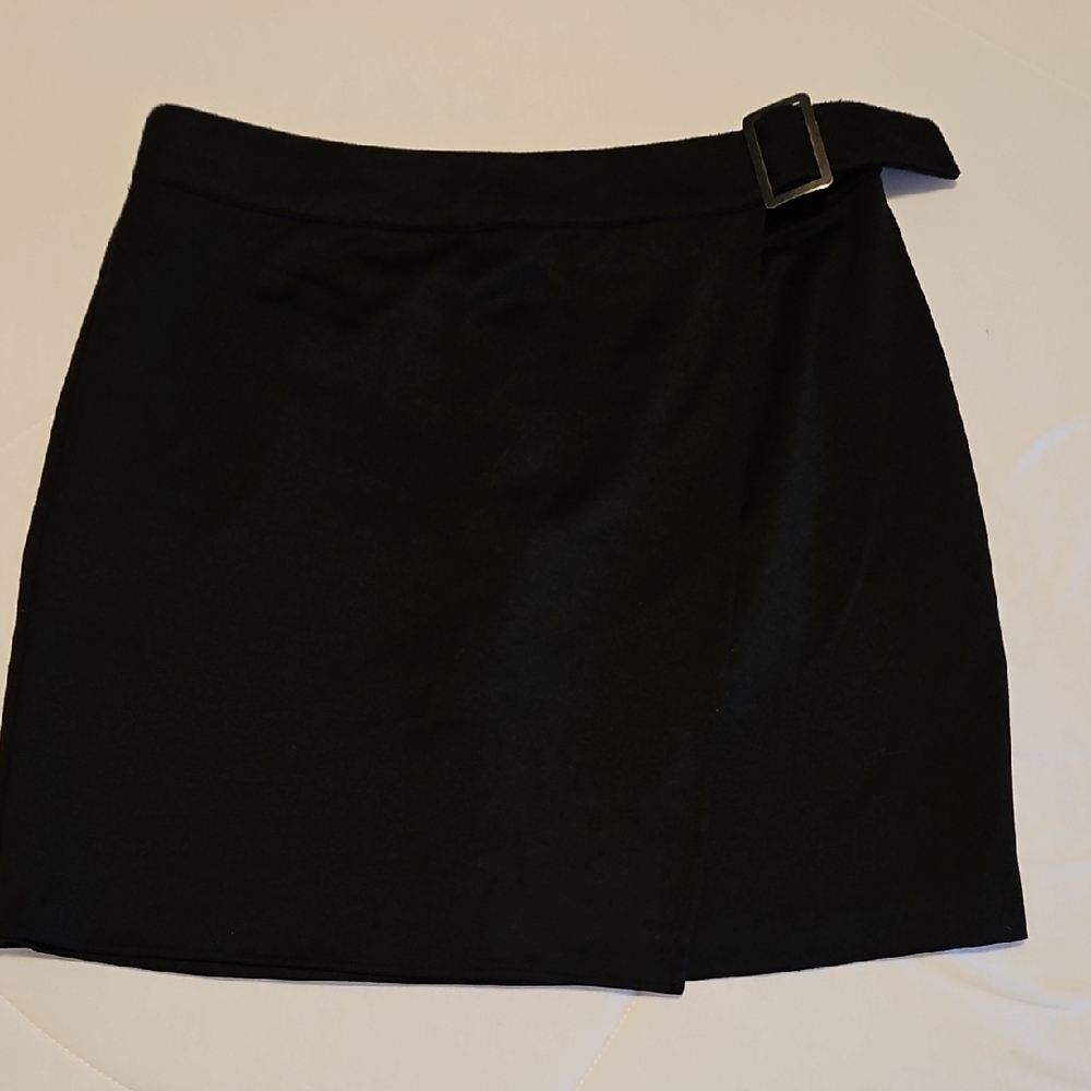 Forever 21 Black Mini Skirt with Buckle